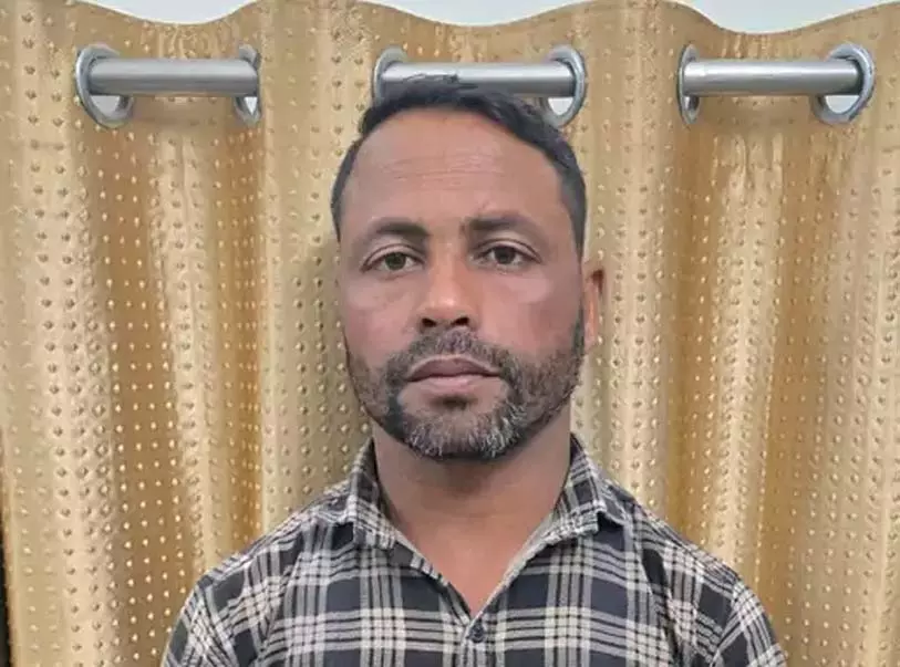 ओडिशा से गांजा सप्लाई करने वाला मुख्य तस्कर संजू बिहारी गिरफ्तार ओडिशा से गांजा सप्लाई करने वाला मुख्य तस्कर संजू बिहारी गिरफ्तार