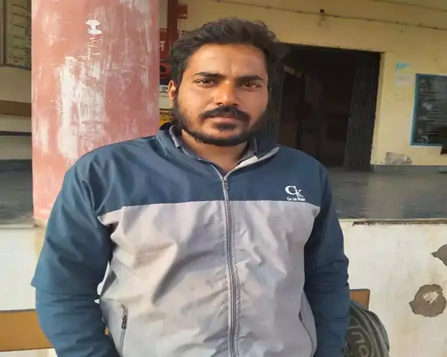 सहायक पोस्ट मास्टर ने शादी का झांसा देकर सब इंजीनियर युवती का किया शोषण, गिरफ्तार सहायक पोस्ट मास्टर ने शादी का झांसा देकर सब इंजीनियर युवती का किया शोषण, गिरफ्तार