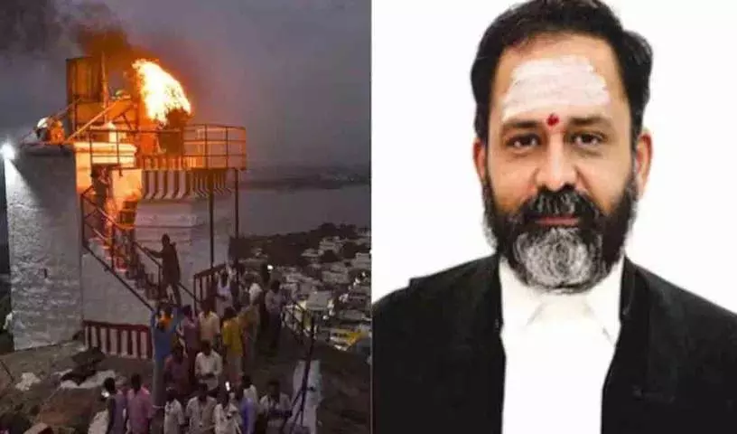 DMK ने लैंप विवाद को लेकर मद्रास हाई कोर्ट के जज पर महाभियोग चलाने की मांग की। DMK ने लैंप विवाद को लेकर मद्रास हाई कोर्ट के जज पर महाभियोग चलाने की मांग की।