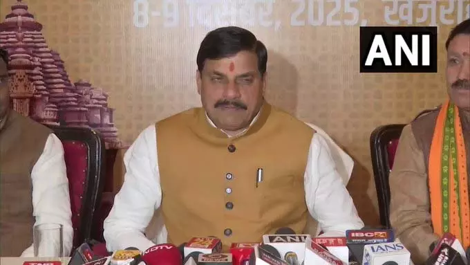 CM मोहन यादव ने पीएम मोदी के नेतृत्व में प्रदेश को आगे बढ़ाने का किया भरोसा CM मोहन यादव ने पीएम मोदी के नेतृत्व में प्रदेश को आगे बढ़ाने का किया भरोसा