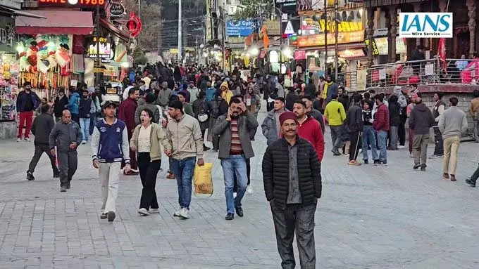 Indigo की संचालन संकट के चलते पर्यटन क्षेत्र में होटल बुकिंग में 15–20% की गिरावट Indigo की संचालन संकट के चलते पर्यटन क्षेत्र में होटल बुकिंग में 15–20% की गिरावट