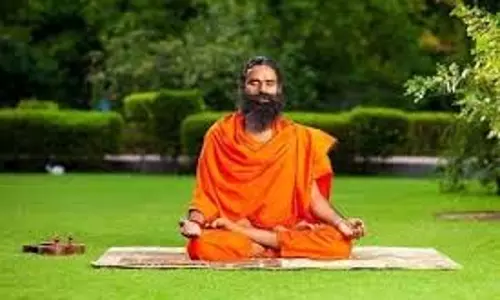 Baba Ramdev Tips: योग गुरु बाबा रामदेव के स्लिम और फिट रहने के तरीके Baba Ramdev Tips: योग गुरु बाबा रामदेव के स्लिम और फिट रहने के तरीके