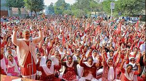 Ludhiana : आंगनवाड़ी कार्यकर्ताओं ने न्यूनतम मजदूरी को लेकर केंद्र सरकार की आलोचना की