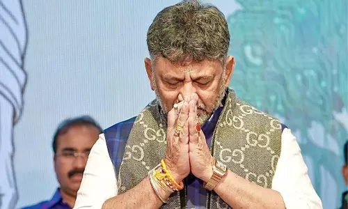 Karnataka सीएम पद पर यतींद्र सिद्धारमैया की टिप्पणियों पर शिवकुमार Karnataka सीएम पद पर यतींद्र सिद्धारमैया की टिप्पणियों पर शिवकुमार