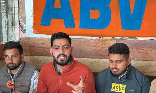 ABVP ने सरकार पर सरदार पटेल यूनिवर्सिटी को धीरे-धीरे खत्म करने का आरोप लगाया है