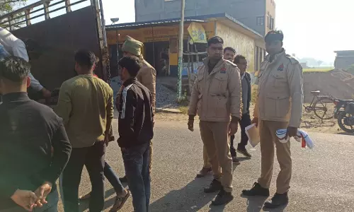 Auraiya: 40 वर्षीय व्यक्ति की नाले में गिरकर दर्दनाक मौत Auraiya: 40 वर्षीय व्यक्ति की नाले में गिरकर दर्दनाक मौत