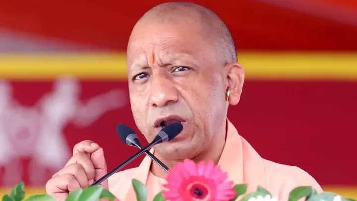 Lucknow: यूपी का सामाजिक सुरक्षा मॉडल बना नई पहचान Lucknow: यूपी का सामाजिक सुरक्षा मॉडल बना नई पहचान