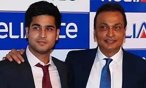 अनिल अंबानी के बेटे जय अनमोल का नाम CBI ने 228 करोड़ रुपये के बैंकिंग फ्रॉड केस में लिया अनिल अंबानी के बेटे जय अनमोल का नाम CBI ने 228 करोड़ रुपये के बैंकिंग फ्रॉड केस में लिया