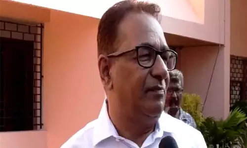 केरल के स्थानीय निकाय चुनावों पर राज्य चुनाव आयुक्त ने कहा, 7 जिलों में शांतिपूर्ण मतदान प्रक्रिया जारी केरल के स्थानीय निकाय चुनावों पर राज्य चुनाव आयुक्त ने कहा, 7 जिलों में शांतिपूर्ण मतदान प्रक्रिया जारी