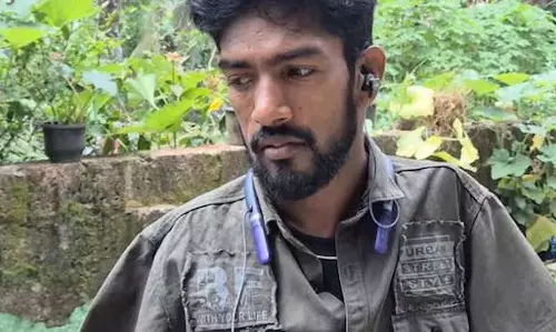 CPM के गढ़ में एक बिना हाथ वाला कांग्रेस कार्यकर्ता तानाशाही राजनीति से लड़ रहा