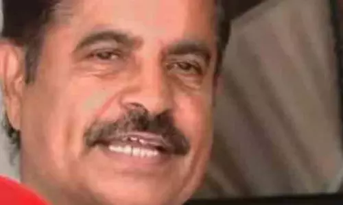 Kerala : कांग्रेस के लिए चुनाव के दिन मुसीबत अडूर प्रकाश ने दिलीप का समर्थन किया Kerala : कांग्रेस के लिए चुनाव के दिन मुसीबत अडूर प्रकाश ने दिलीप का समर्थन किया