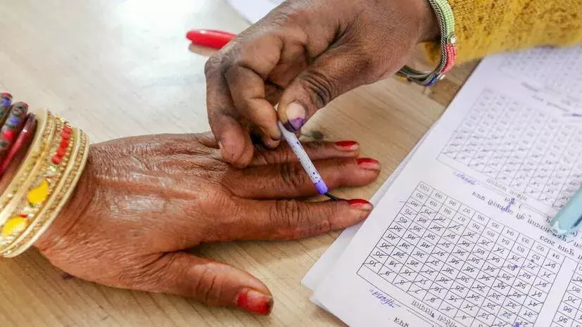 1.32 करोड़ वोटर, 15,432 पोलिंग स्टेशन; आज केरल के सात जिलों में पहले चरण का चुनाव