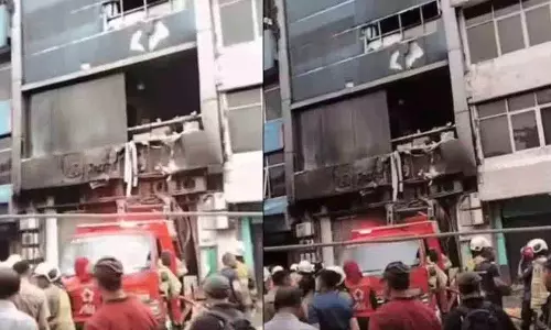 Indonesia की राजधानी जकार्ता में सात मंजिला इमारत में आग लगने से 20 लोगों की मौत