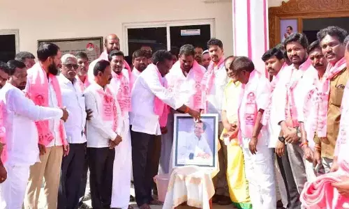 KCR की आमरण अनशन के बाद तेलंगाना राज्य बना