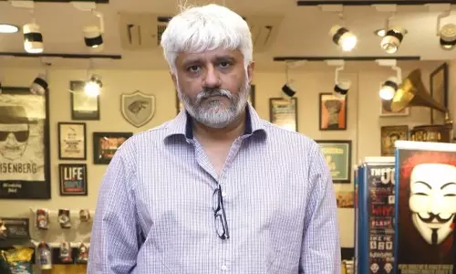 धोखाधड़ी मामले में विक्रम भट्ट को 7 दिन की पुलिस हिरासत में भेजा गया धोखाधड़ी मामले में विक्रम भट्ट को 7 दिन की पुलिस हिरासत में भेजा गया