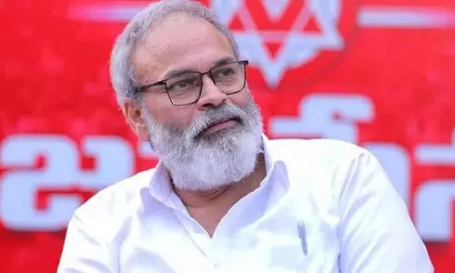 Janasena Leader नागाबाबू का मंत्री पद एक साल से लंबित Janasena Leader नागाबाबू का मंत्री पद एक साल से लंबित