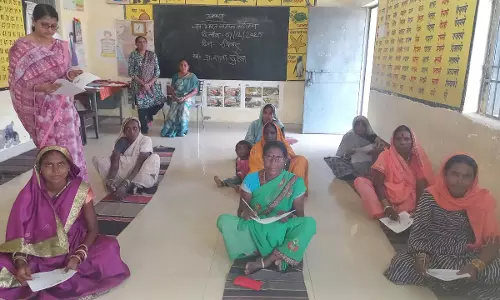सास-बहू, पति-पत्नी और देवरानी-जेठानी ने दिलाई परीक्षा, जानिए साक्षरता महापरीक्षा के बारे में सास-बहू, पति-पत्नी और देवरानी-जेठानी ने दिलाई परीक्षा, जानिए साक्षरता महापरीक्षा के बारे में