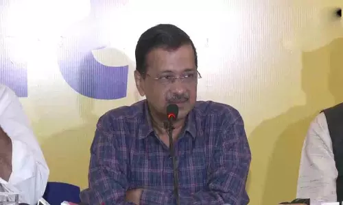 गुजरात सरकार एक तानाशाही है: Arvind Kejriwal गुजरात सरकार एक तानाशाही है: Arvind Kejriwal