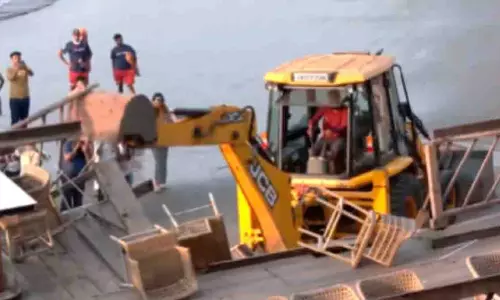 Vagator में लूथरा ब्रदर्स के रेस्टोरेंट का नुकसान, आग के बाद हिस्सा ढहा
