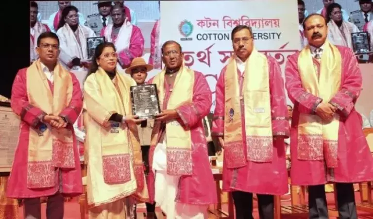 Cotton University ने चौथे दीक्षांत समारोह में ज़ुबीन गर्ग को डी.लिट की डिग्री प्रदान की