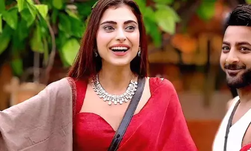 Farrhana Bhatt का टीवी बयान, मचा हंगामा Farrhana Bhatt का टीवी बयान, मचा हंगामा