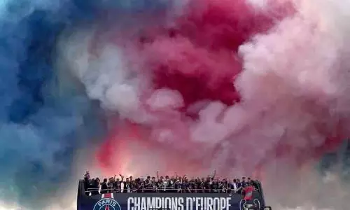 PSG के मालिकों ने बेल्जियम क्लब यूपेन खरीदा PSG के मालिकों ने बेल्जियम क्लब यूपेन खरीदा