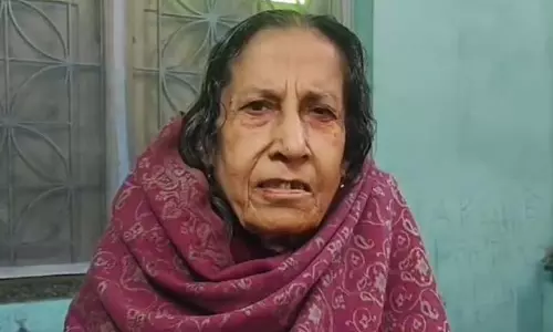 Mankundu में रिटायर्ड टीचर के घर डकैती: गला घोंटकर हार छीना गया