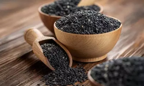 काला तिल: सुपरसीड जो हड्डियों और मांसपेशियों को गहराई तक देता है पोषण