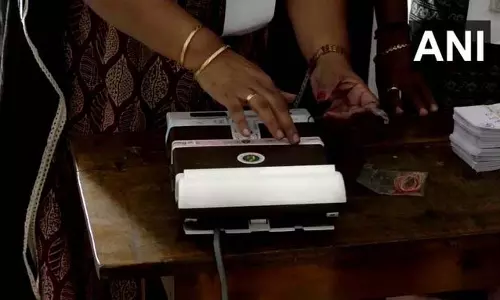 पहले फेज़ में सात जिलों में 70.9% वोटिंग, मतदान प्रक्रिया शांतिपूर्ण रही