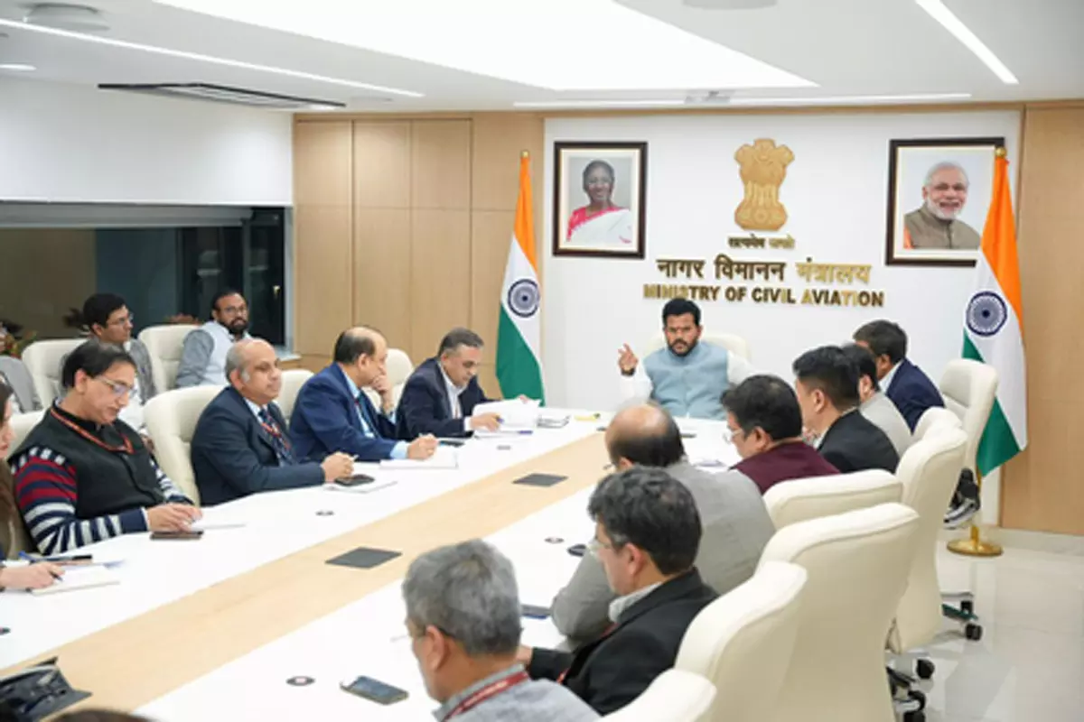 इंडिगो संकट पर नागर विमानन मंत्री राम मोहन नायडू ने बुलाई उच्चस्तरीय समीक्षा बैठक इंडिगो संकट पर नागर विमानन मंत्री राम मोहन नायडू ने बुलाई उच्चस्तरीय समीक्षा बैठक