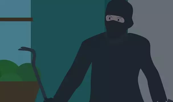 BSF जवान के घर चोरी, किराएदार पर जताया जा रहा शक BSF जवान के घर चोरी, किराएदार पर जताया जा रहा शक