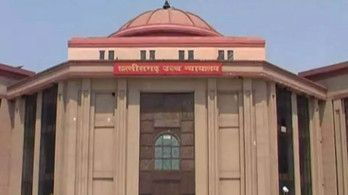 हाईकोर्ट ने रेलवे ग्रुप डी की नौकरी के लिए आवेदन करने वाले अभ्यर्थियों को दी राहत हाईकोर्ट ने रेलवे ग्रुप डी की नौकरी के लिए आवेदन करने वाले अभ्यर्थियों को दी राहत