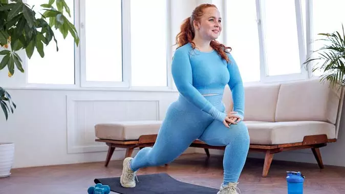 Yoga vs Gym: योग या जिम, वजन घटाने के लिए कौन ज्यादा असरदार Yoga vs Gym: योग या जिम, वजन घटाने के लिए कौन ज्यादा असरदार