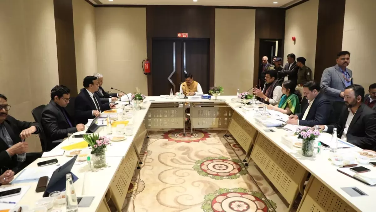 Bhopal: मुख्यमंत्री के नेतृत्व में आज खजुराहो में मंत्रिपरिषद की बैठक Bhopal: मुख्यमंत्री के नेतृत्व में आज खजुराहो में मंत्रिपरिषद की बैठक