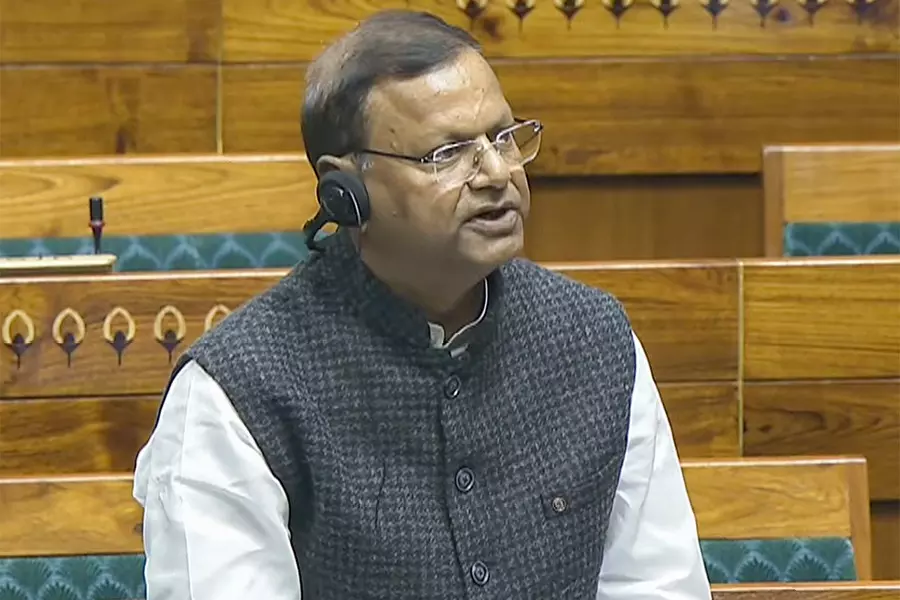Govt: 8वें वेतन आयोग से 50 लाख कर्मचारियों और 69 लाख पेंशनर्स को फायदा होगा Govt: 8वें वेतन आयोग से 50 लाख कर्मचारियों और 69 लाख पेंशनर्स को फायदा होगा