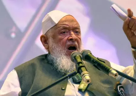 वंदे मातरम पर मौलाना अरशद मदनी बोले... वंदे मातरम पर मौलाना अरशद मदनी बोले...