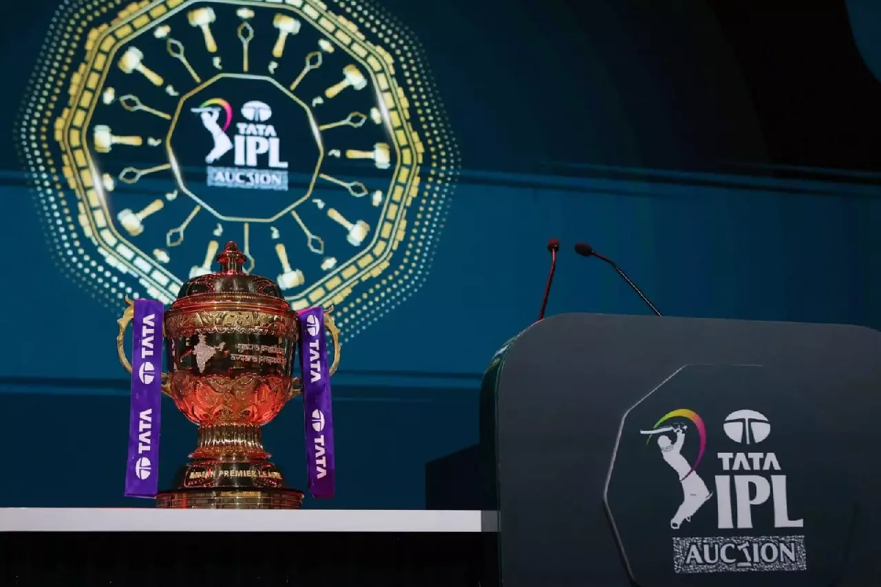 16 दिसंबर को IPL 2026 की नीलामी में 350 खिलाड़ियों की बोली लगेगी 16 दिसंबर को IPL 2026 की नीलामी में 350 खिलाड़ियों की बोली लगेगी