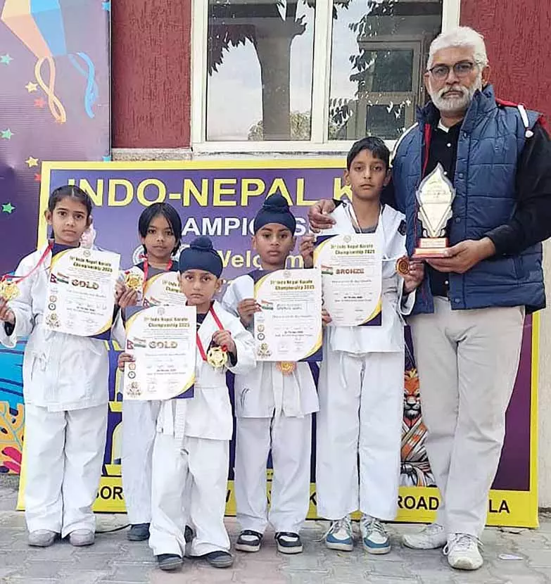 साधारण पृष्ठभूमि, बड़े सपने, Rurka Kalan के छात्र कराटे में मेडल जीतकर घर लाए साधारण पृष्ठभूमि, बड़े सपने, Rurka Kalan के छात्र कराटे में मेडल जीतकर घर लाए