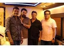 पैनोरमा स्टूडियोज़ और पेन स्टूडियोज़ ने दृश्यम 3 के वर्ल्डवाइड राइट्स खरीदे पैनोरमा स्टूडियोज़ और पेन स्टूडियोज़ ने दृश्यम 3 के वर्ल्डवाइड राइट्स खरीदे