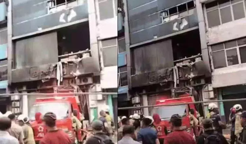 Indonesia की राजधानी जकार्ता में सात मंजिला इमारत में आग लगने से 20 लोगों की मौत Indonesia की राजधानी जकार्ता में सात मंजिला इमारत में आग लगने से 20 लोगों की मौत