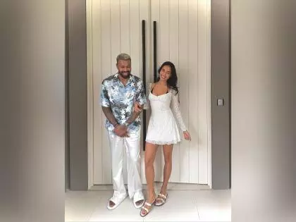 माहिका शर्मा की फोटो पर Hardik Pandya ने पैपराज़ी को चेतावनी दी माहिका शर्मा की फोटो पर Hardik Pandya ने पैपराज़ी को चेतावनी दी