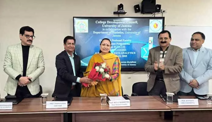 JU में ‘डेटा एनालिटिक्स में AI पर्सपेक्टिव’ पर वर्कशॉप शुरू हुई JU में ‘डेटा एनालिटिक्स में AI पर्सपेक्टिव’ पर वर्कशॉप शुरू हुई