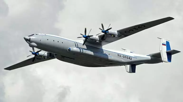 Ivanovo में रूसी An-22 मिलिट्री विमान दुर्घटनाग्रस्त, सात लोगों की मौत Ivanovo में रूसी An-22 मिलिट्री विमान दुर्घटनाग्रस्त, सात लोगों की मौत