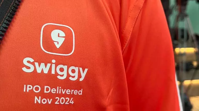 Swiggy का 10,000 करोड़ रुपये का QIP 390.51 रुपये के फ्लोर प्राइस पर खुला। Swiggy का 10,000 करोड़ रुपये का QIP 390.51 रुपये के फ्लोर प्राइस पर खुला।
