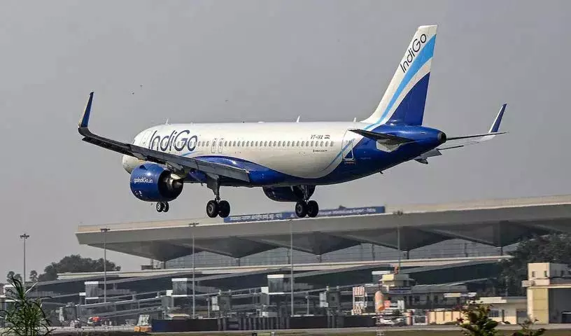 IndiGo ने फ्लाइट कटौती बढ़ाकर 10% की, कम फ्लाइट्स ऑपरेट कर सकती है IndiGo ने फ्लाइट कटौती बढ़ाकर 10% की, कम फ्लाइट्स ऑपरेट कर सकती है