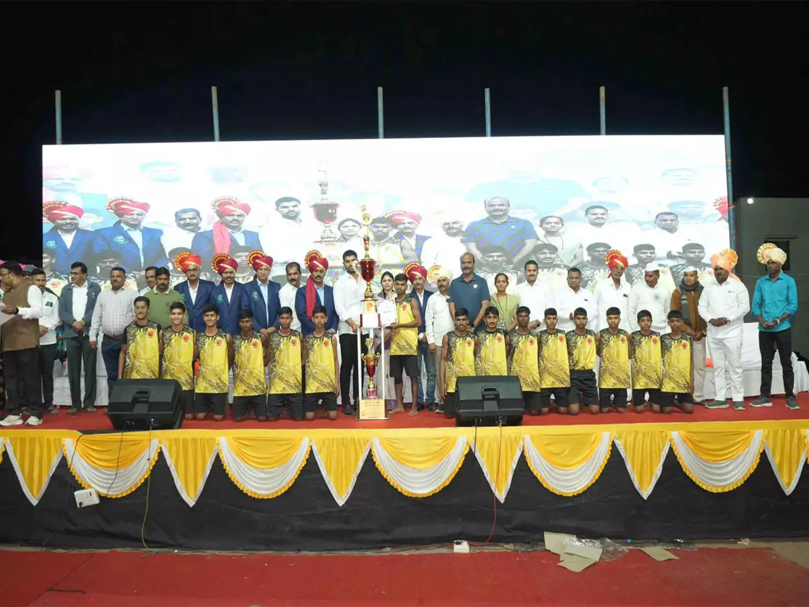Dharashiv, सांगली महाराष्ट्र 51वीं जूनियर राज्य खो खो चैम्पियनशिप में चैंपियन बना Dharashiv, सांगली महाराष्ट्र 51वीं जूनियर राज्य खो खो चैम्पियनशिप में चैंपियन बना