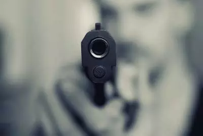 वैशाली जिले में दिनदहाड़े व्यवसायी से 14 लाख रुपए की लूट वैशाली जिले में दिनदहाड़े व्यवसायी से 14 लाख रुपए की लूट