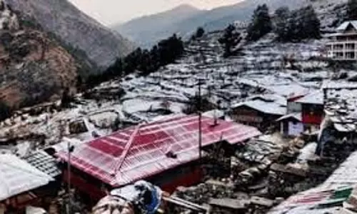 Uttarakhand:शुष्क मौसम ने चढ़ाया पारा