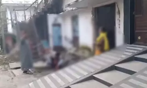 कलयुगी बेटे और बहू की करतूत, बुजुर्ग माता-पिता पर बेरहमी से हमला