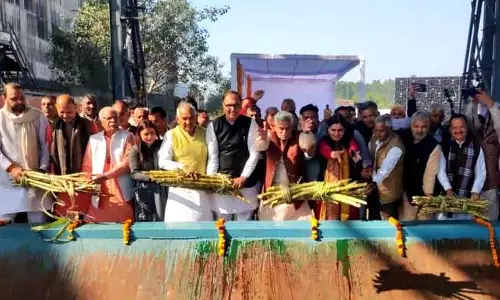 Rohtak गांव में गन्ने की पेराई का 70वां सीजन शुरू हुआ।